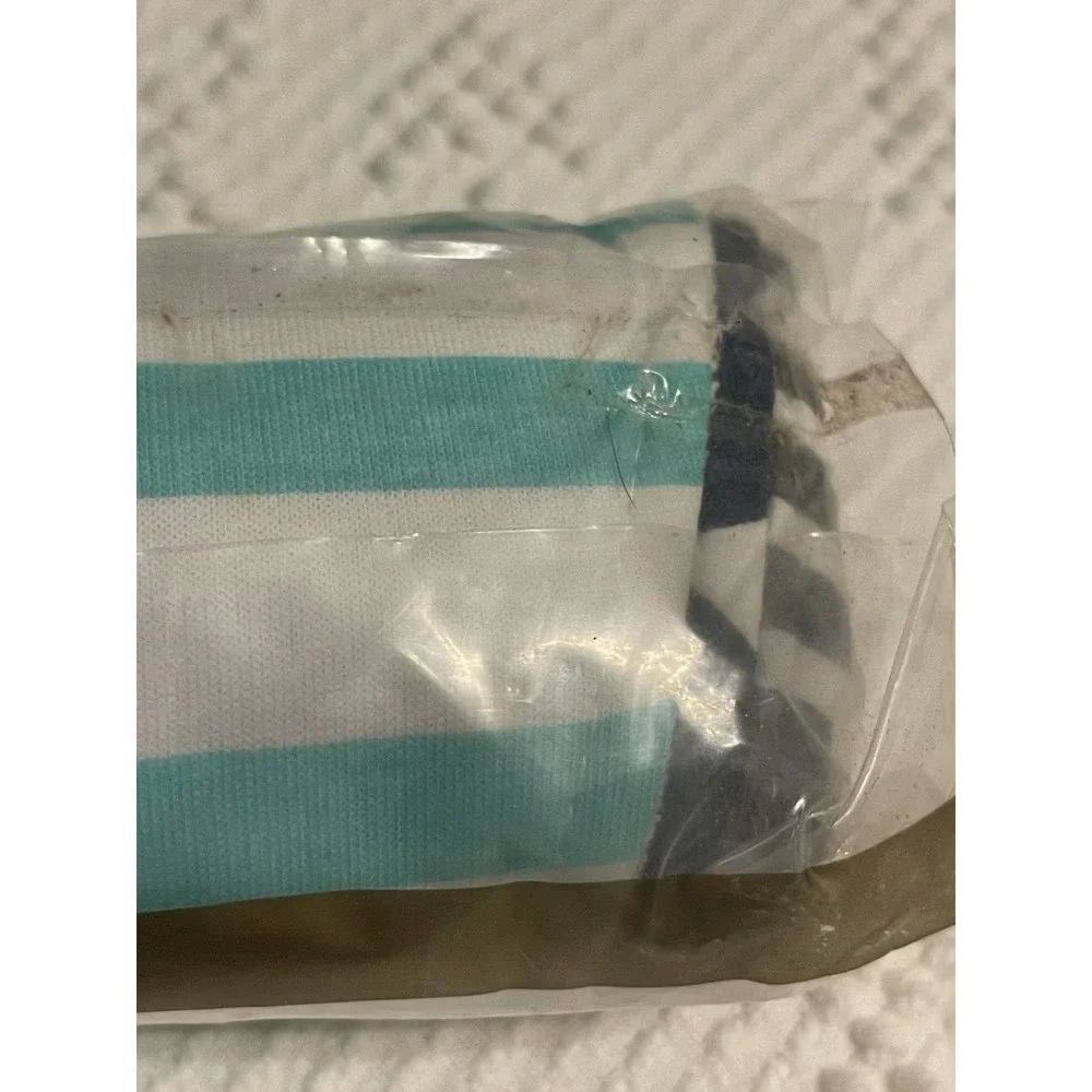 Arnzion Baby Burp Cloths. Set Of 4. New In Package